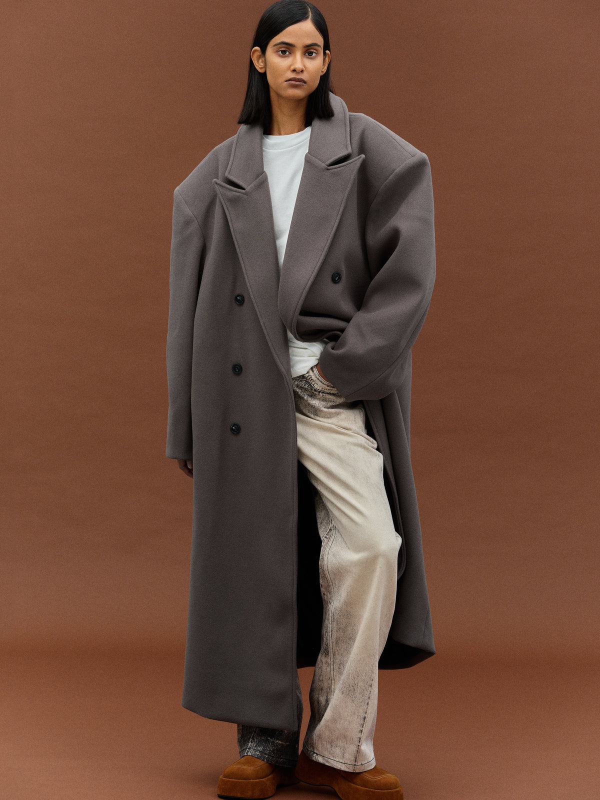 Reign | Oversized Wool Coat | Tailored Drama in Motion