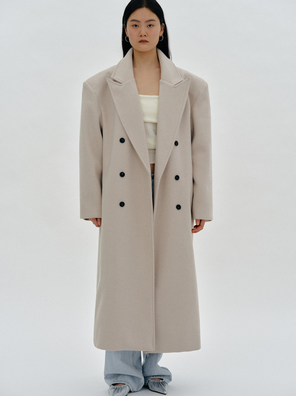 Reign | Oversized Wool Coat | Tailored Drama in Motion