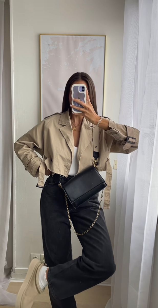 City Sleek | Cropped Trench Coat