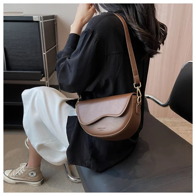 Louise - Saddle Bag